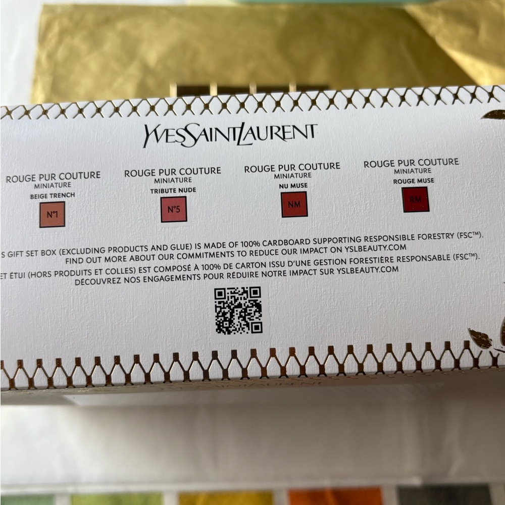 ⚜️💄⚜️YVES SAINT LAURENT HOLIDAY FOUR PIECE SATIN LIPSTICK SET ⚜️💄⚜️ NWT ⚜️💄⚜️ - Picture 16 of 16